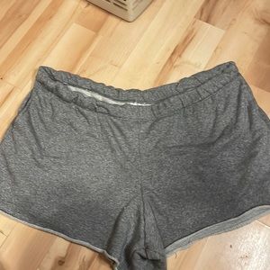 Secret Treasures gray sweatpant shorts